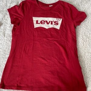 Levi’s logo t-shirt